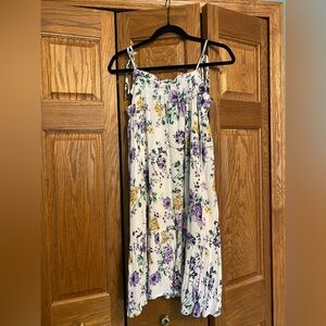 EUC American Eagle Floral Shift Dress